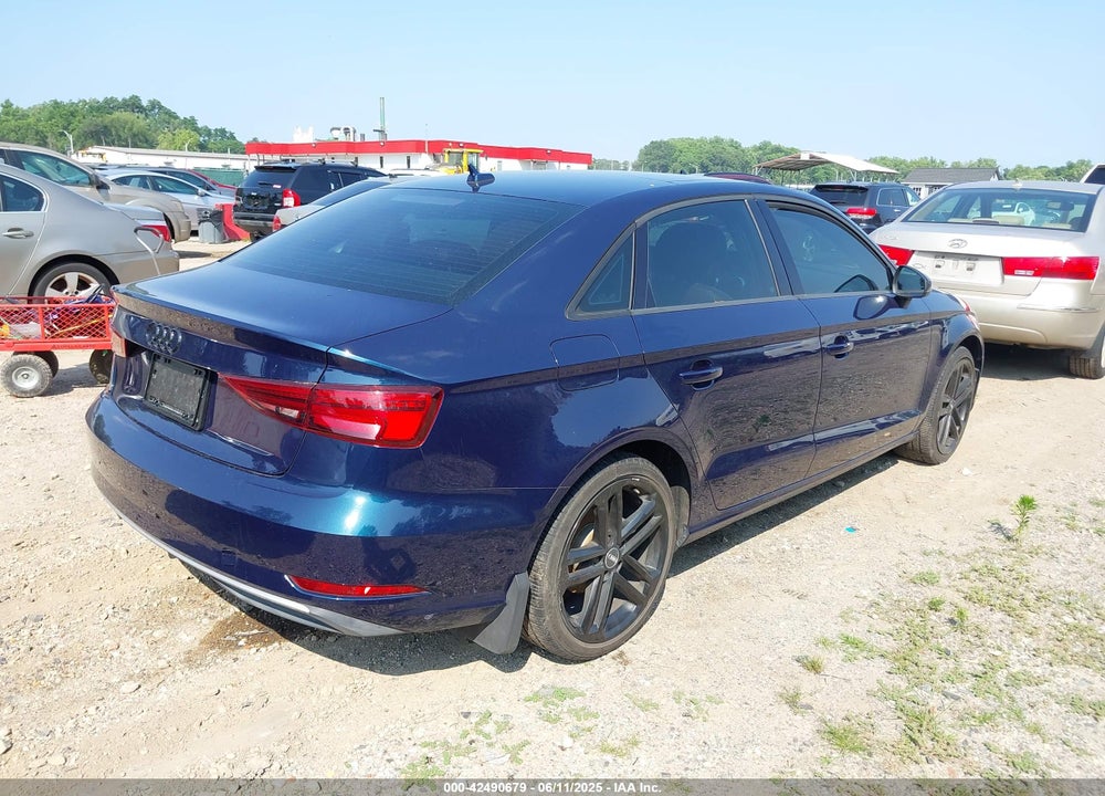 2018 AUDI A3 VIN: WAUAUGFF8J1004786