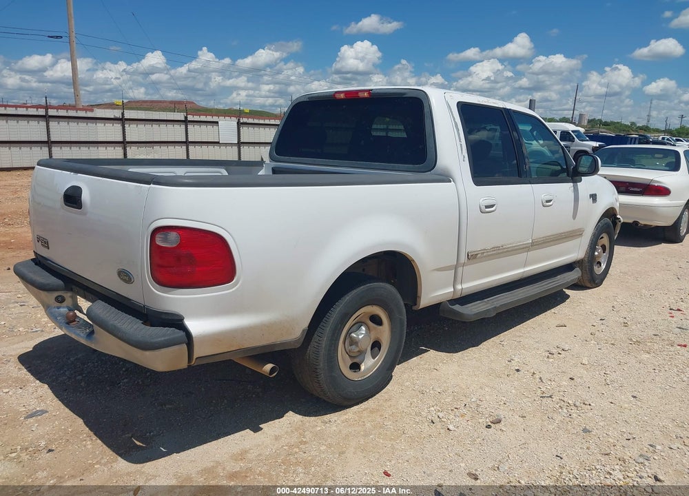 2002 FORD F-150 LARIAT/XLT VIN: 1FTRW07622KD92504