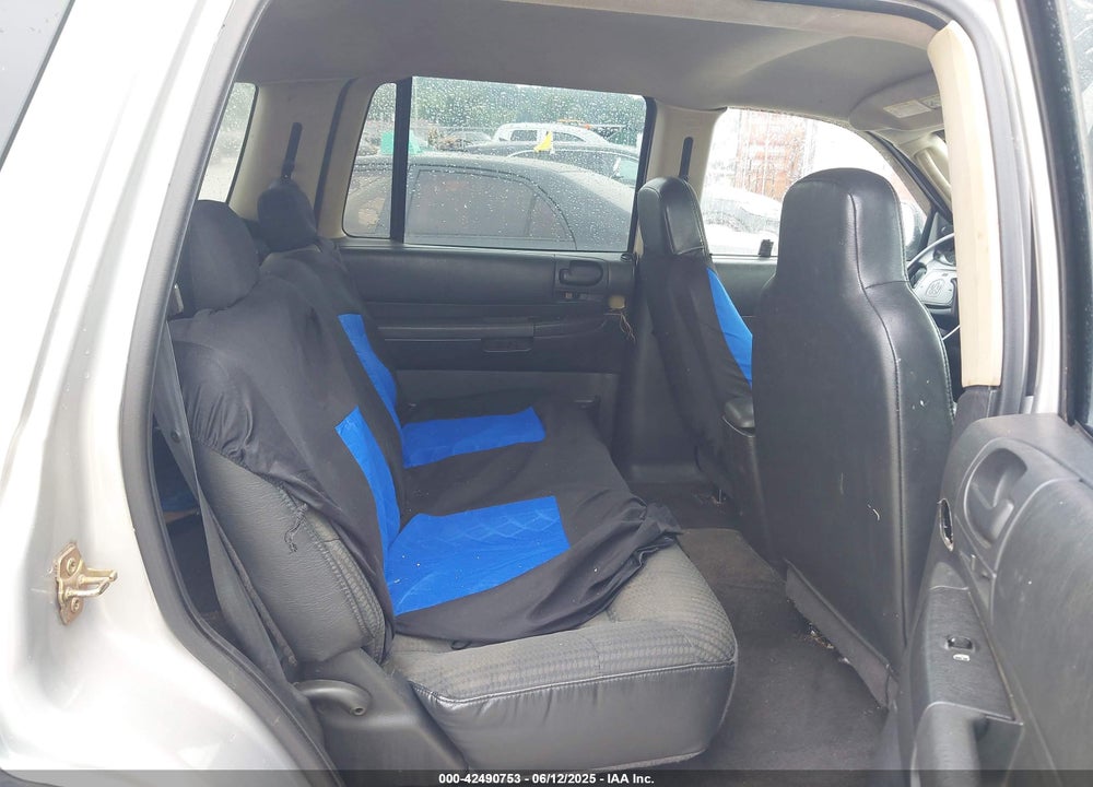 2003 DODGE DURANGO SPORT/SXT VIN: 1D4HR38N73F585402
