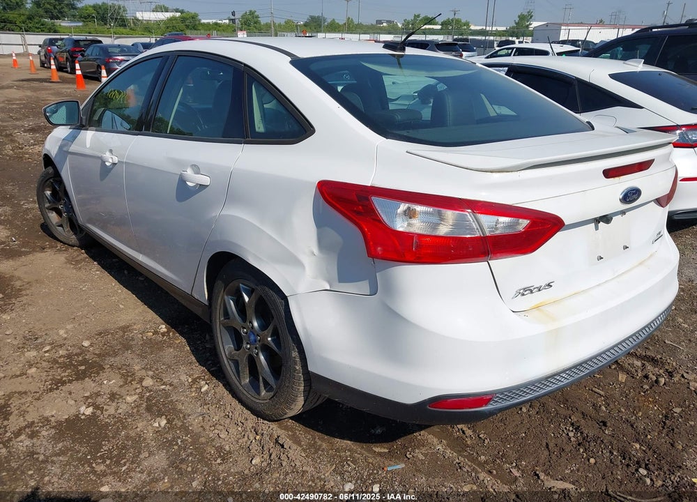 2013 FORD FOCUS VIN: 1FADP3F24DL188104