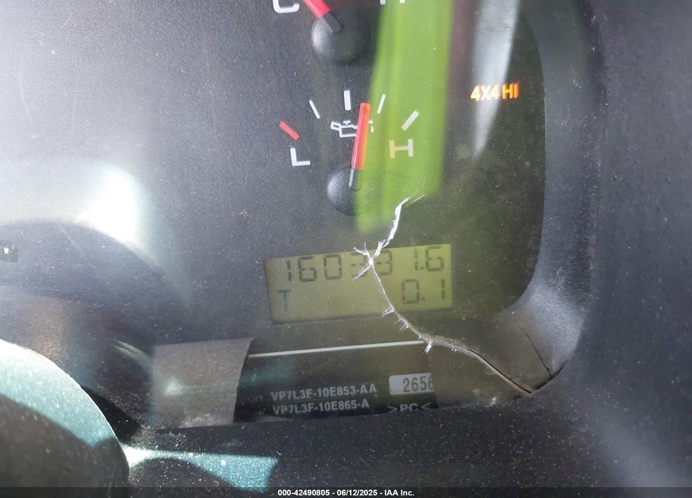 2008 FORD F-150 STX/XL/XLT VIN: 1FTRX14W68FA79187