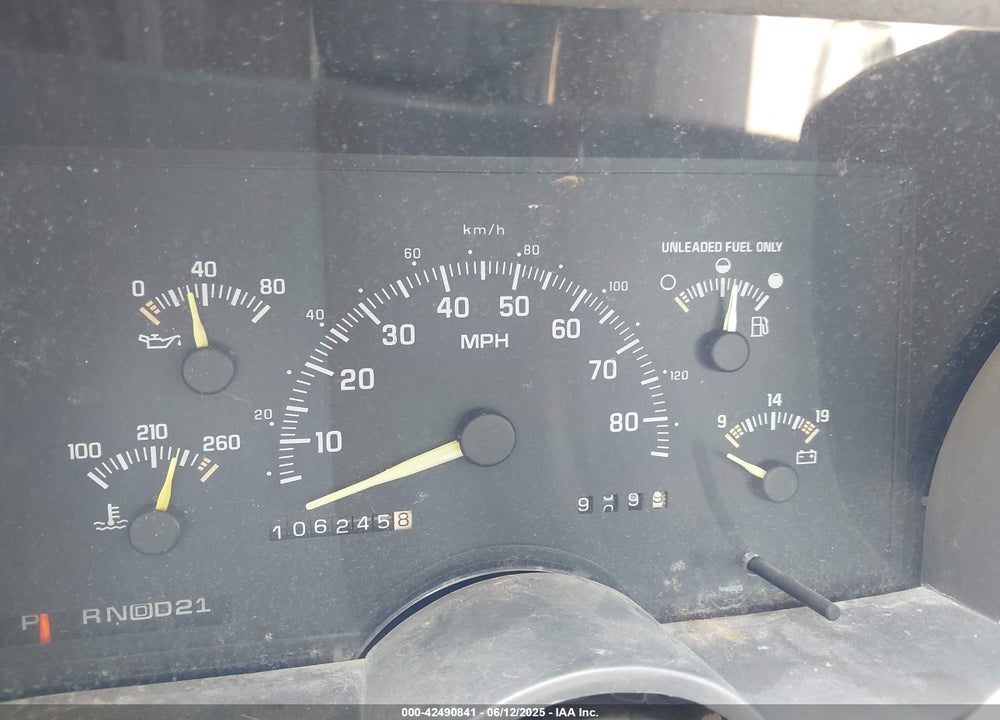 1994 GMC SIERRA C2500 VIN: 1GTGC24K0RE551624