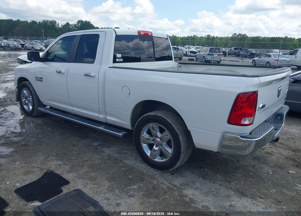 2016 RAM 1500 VIN: 1C6RR7GG1GS300371