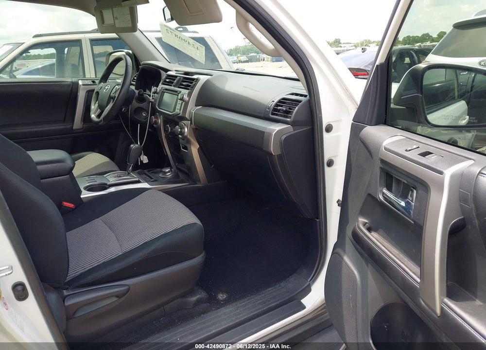 2015 TOYOTA 4RUNNER VIN: JTEBU5JR8F5259768