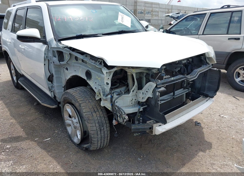 2015 TOYOTA 4RUNNER VIN: JTEBU5JR8F5259768