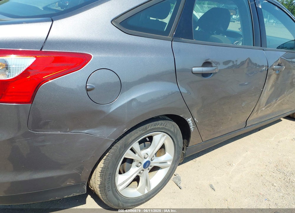 2014 FORD FOCUS VIN: 1FADP3F21EL223635