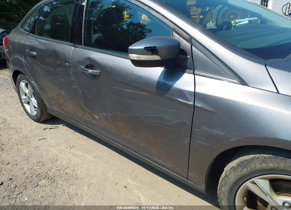 2014 FORD FOCUS VIN: 1FADP3F21EL223635