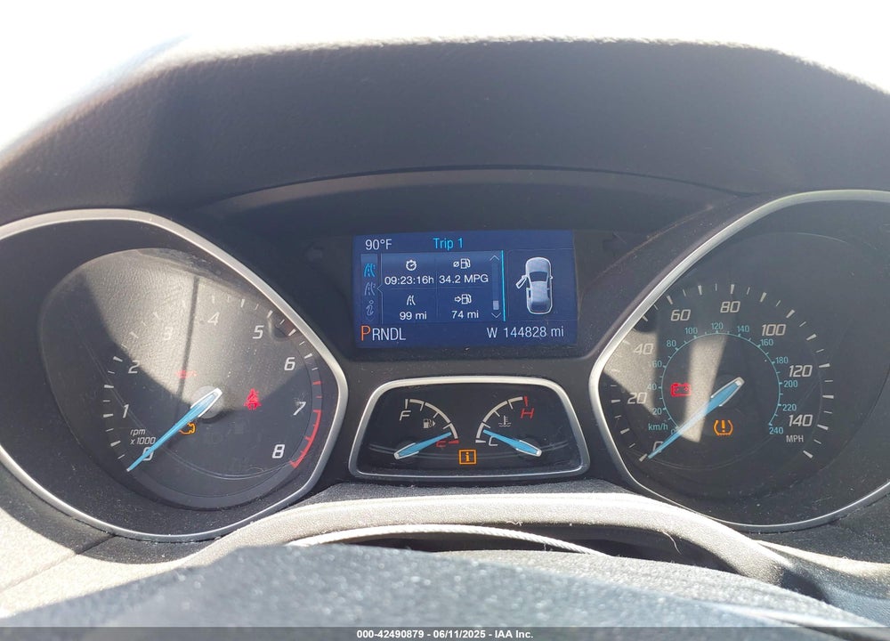 2014 FORD FOCUS VIN: 1FADP3F21EL223635