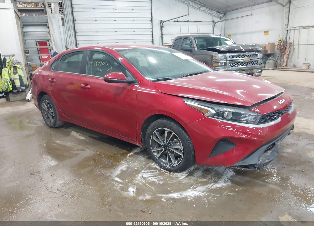 2024 KIA FORTE LXS VIN: 3KPF24AD3RE830294