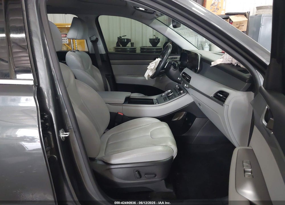 2021 HYUNDAI PALISADE VIN: KM8R44HE1MU193689