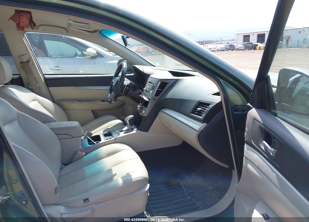 2011 SUBARU OUTBACK 2.5I PREMIUM VIN: 4S4BRBCC9B3434818