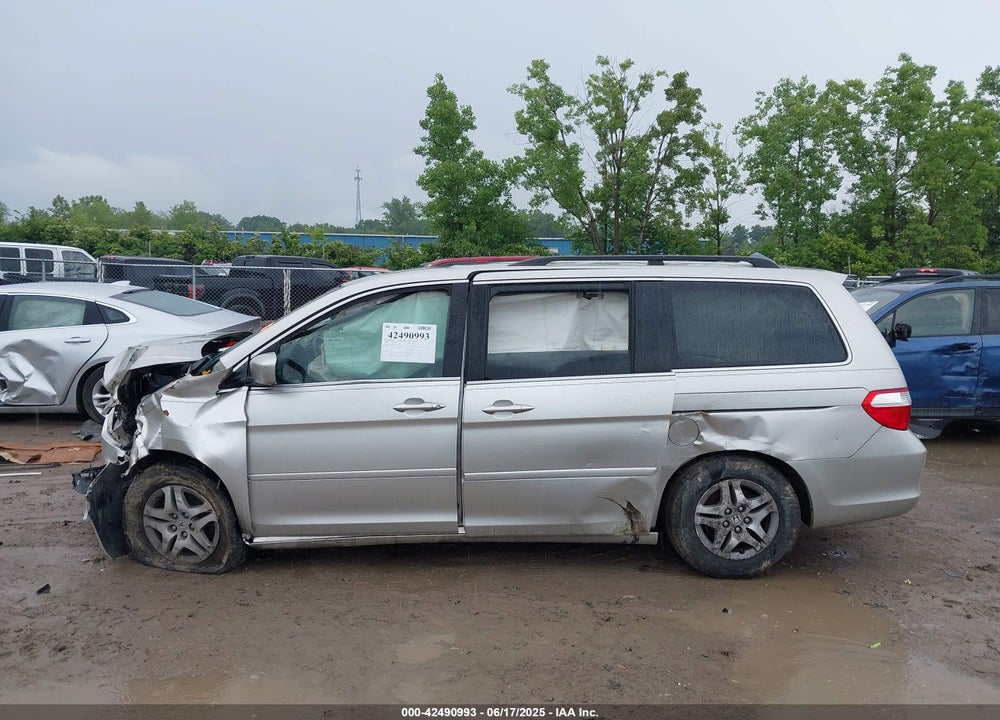 2006 HONDA ODYSSEY EX-L VIN: 5FNRL38766B452479