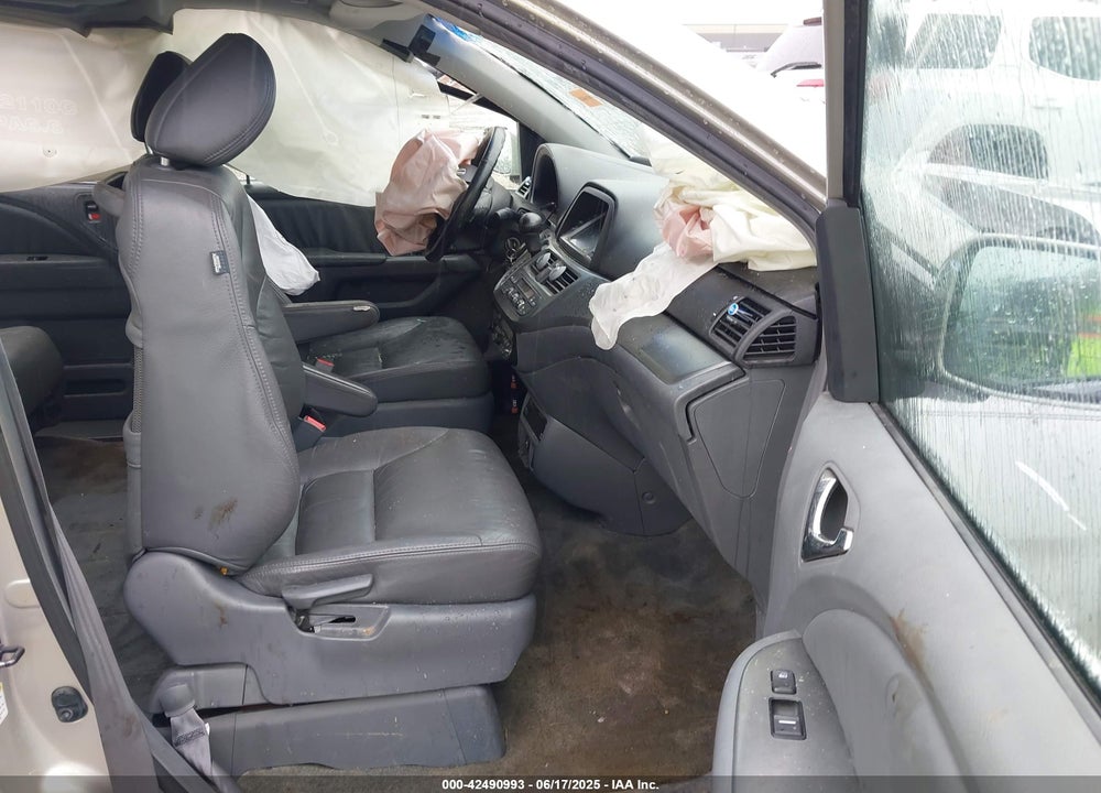 2006 HONDA ODYSSEY EX-L VIN: 5FNRL38766B452479