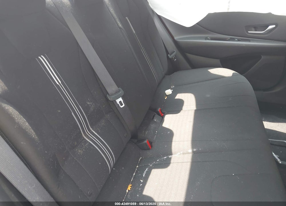 2023 HYUNDAI ELANTRA VIN: 5NPLS4AG7PH096202
