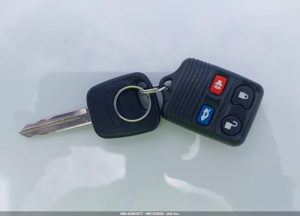2005 FORD FOCUS ZX4 VIN: 1FAFP34N35W316712
