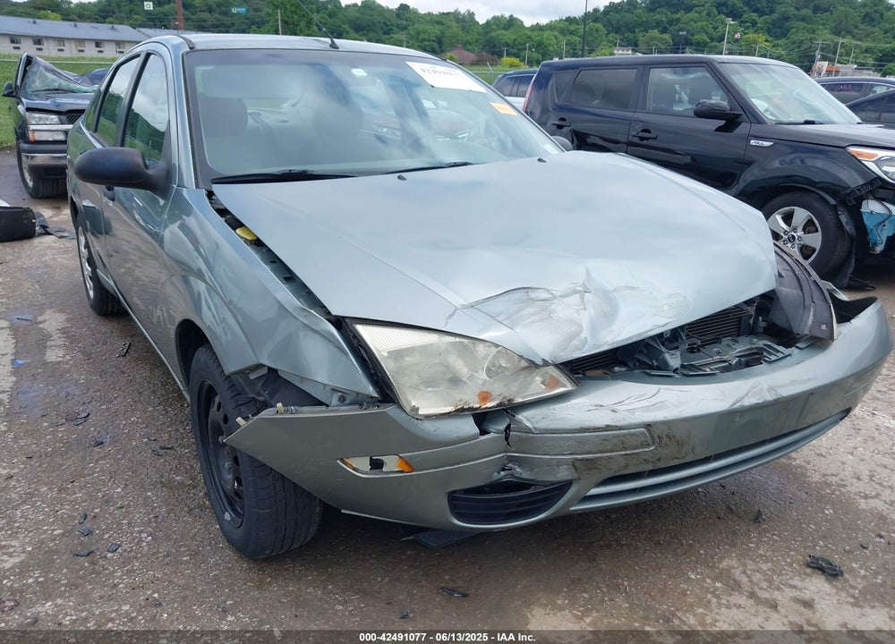 2005 FORD FOCUS ZX4 VIN: 1FAFP34N35W316712