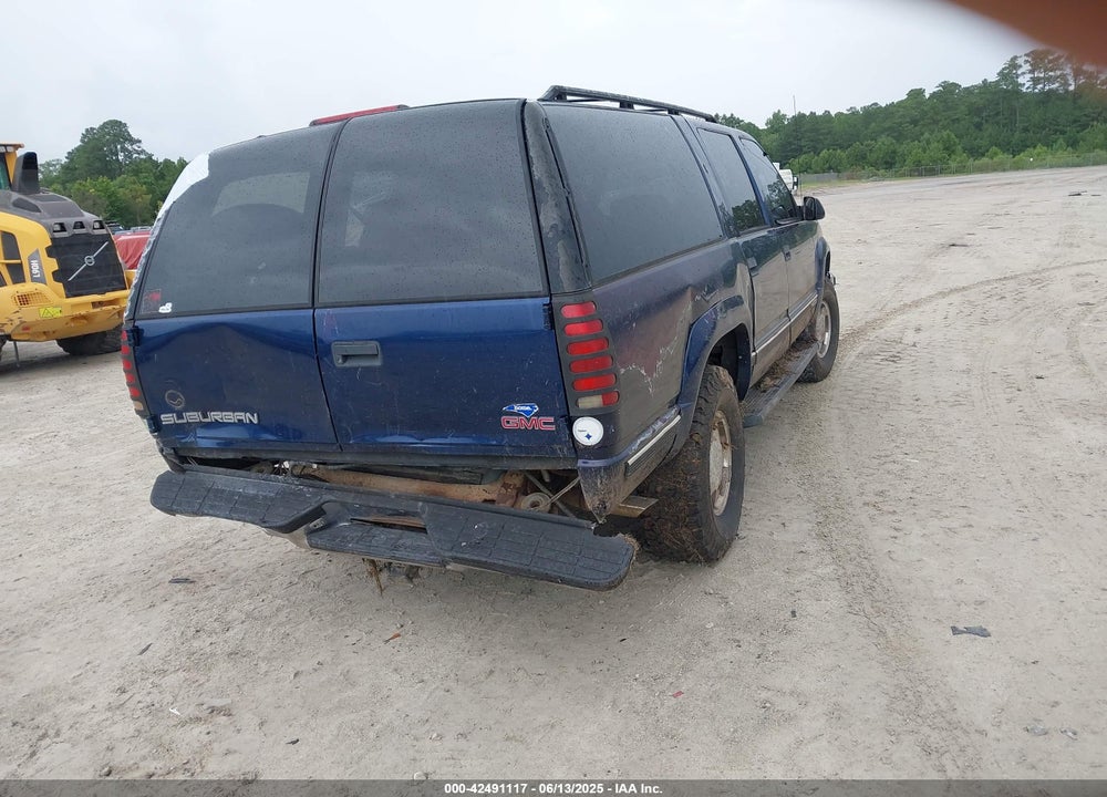 1999 GMC SUBURBAN 1500 SL VIN: 3GKFK16R2XG501319
