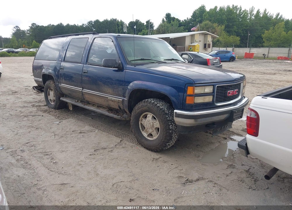 1999 GMC SUBURBAN 1500 SL VIN: 3GKFK16R2XG501319