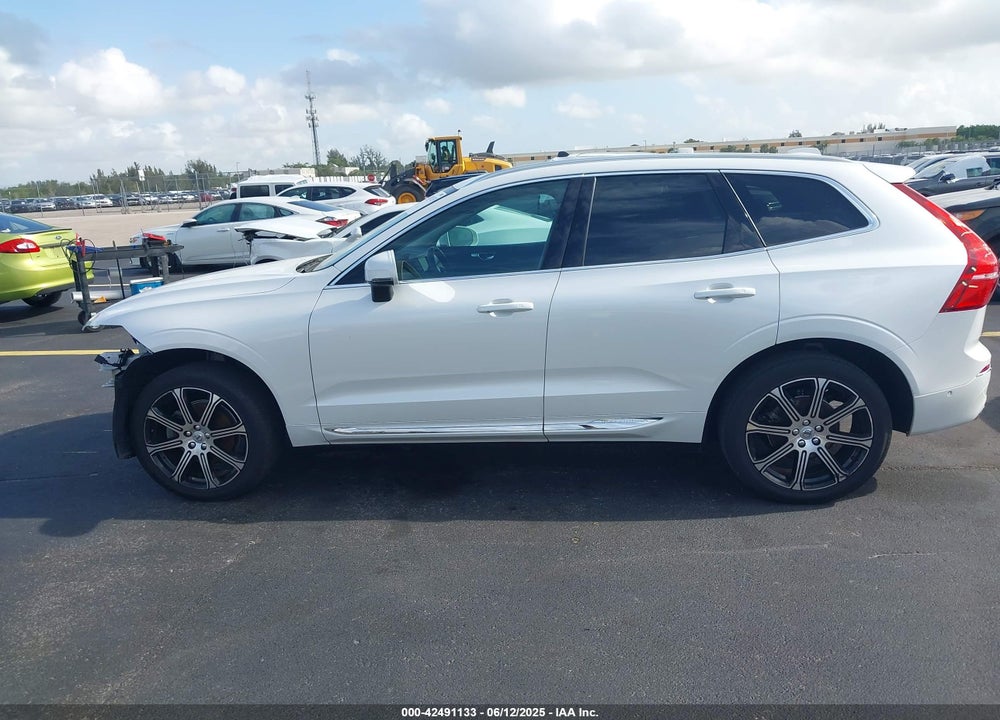 2019 VOLVO XC60 VIN: LYV102DL9KB298767