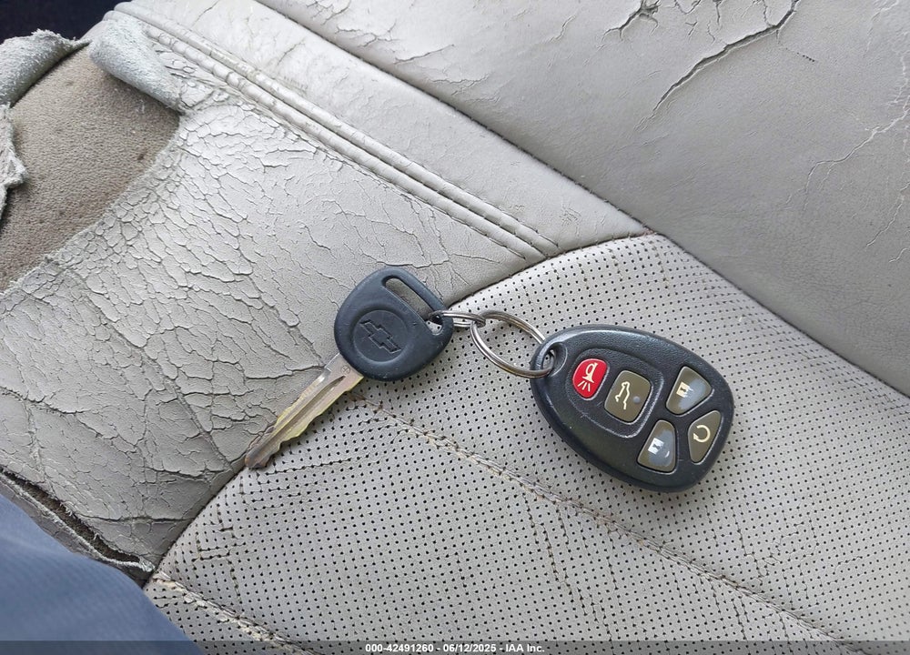2011 CHEVROLET TRAVERSE VIN: 1GNKRLEDXBJ170124