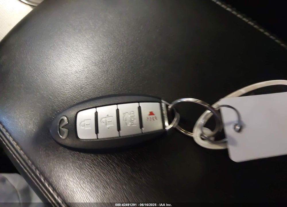 2014 INFINITI Q50 VIN: JN1BV7AR9EM699910