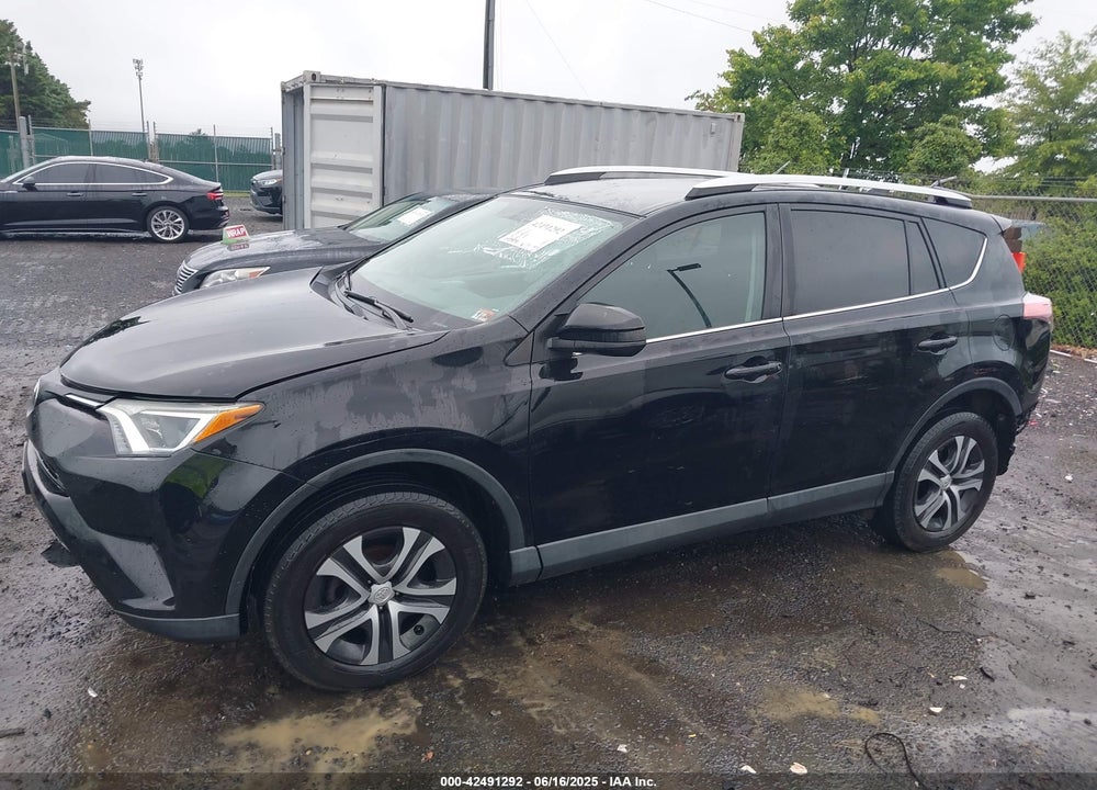 2016 TOYOTA RAV4 LE VIN: 2T3BFREV8GW506178