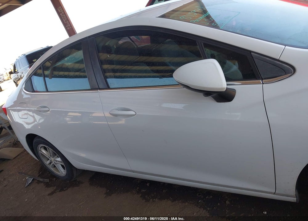 2017 CHEVROLET CRUZE VIN: 1G1BE5SM1H7186943