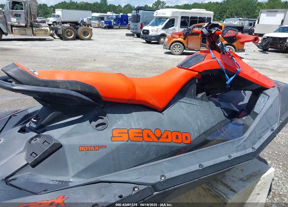 2021 SEADOO SPARK VIN: YDV15390J021