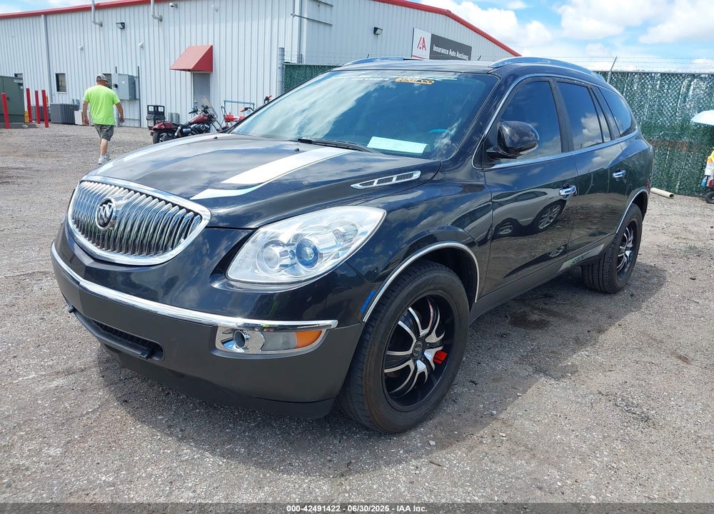 2011 BUICK ENCLAVE VIN: 5GAKRCED7BJ105077