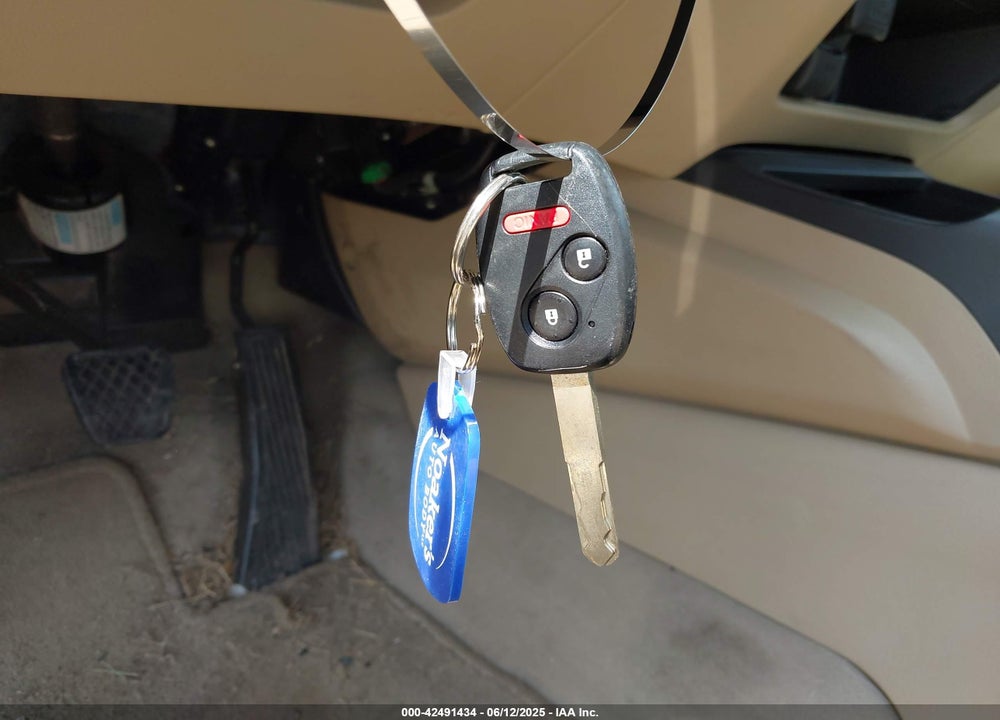 2008 HONDA CIVIC LX VIN: 2HGFA15518H529046