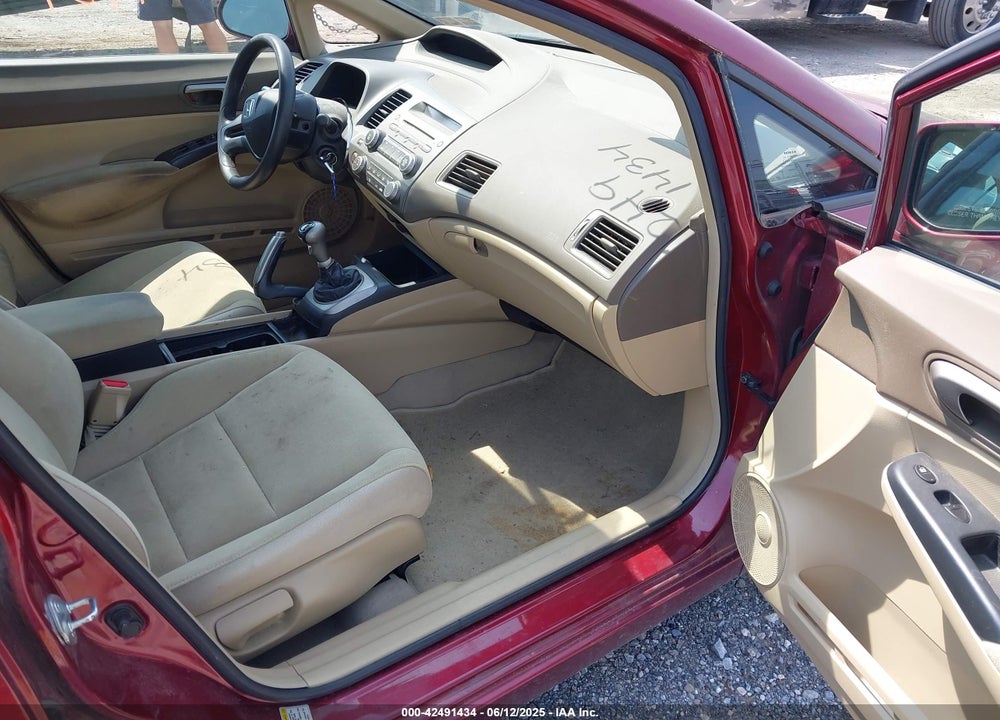 2008 HONDA CIVIC LX VIN: 2HGFA15518H529046