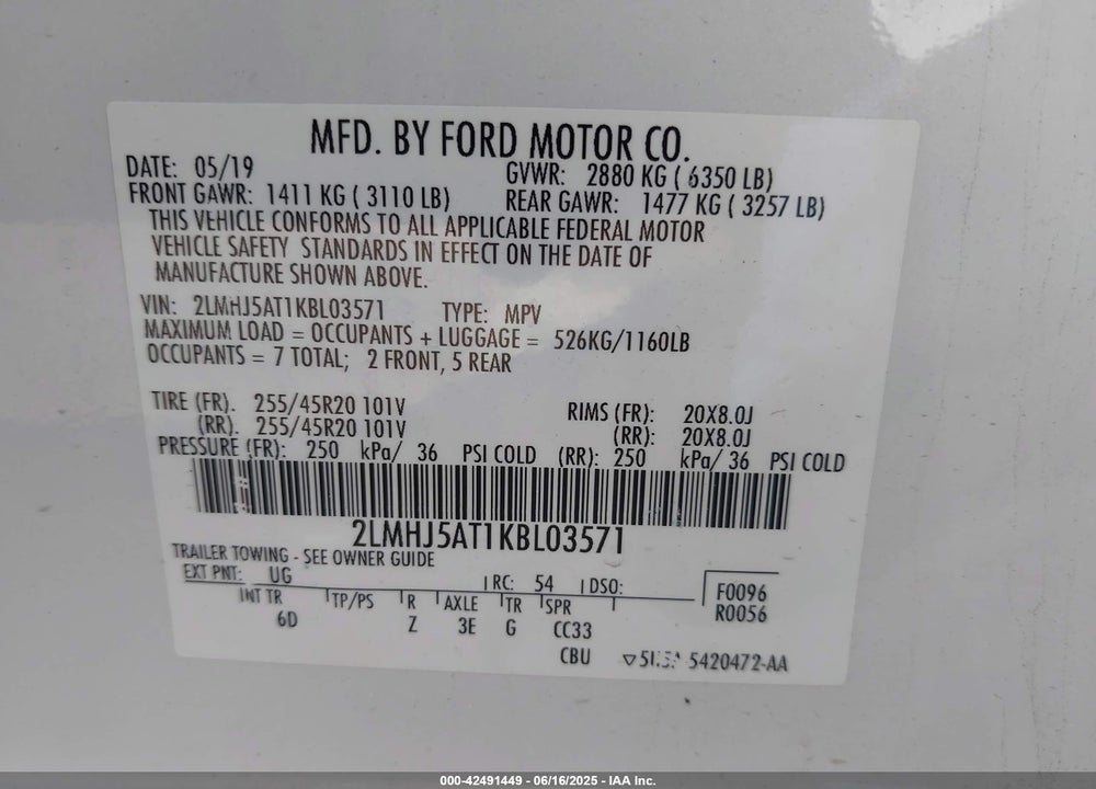 2019 LINCOLN MKT VIN: 2LMHJ5AT1KBL03571