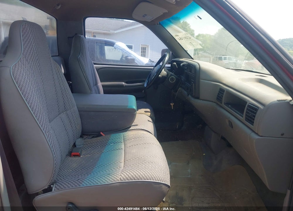 1996 DODGE RAM 1500 VIN: 1B7HC16Y9TJ117863