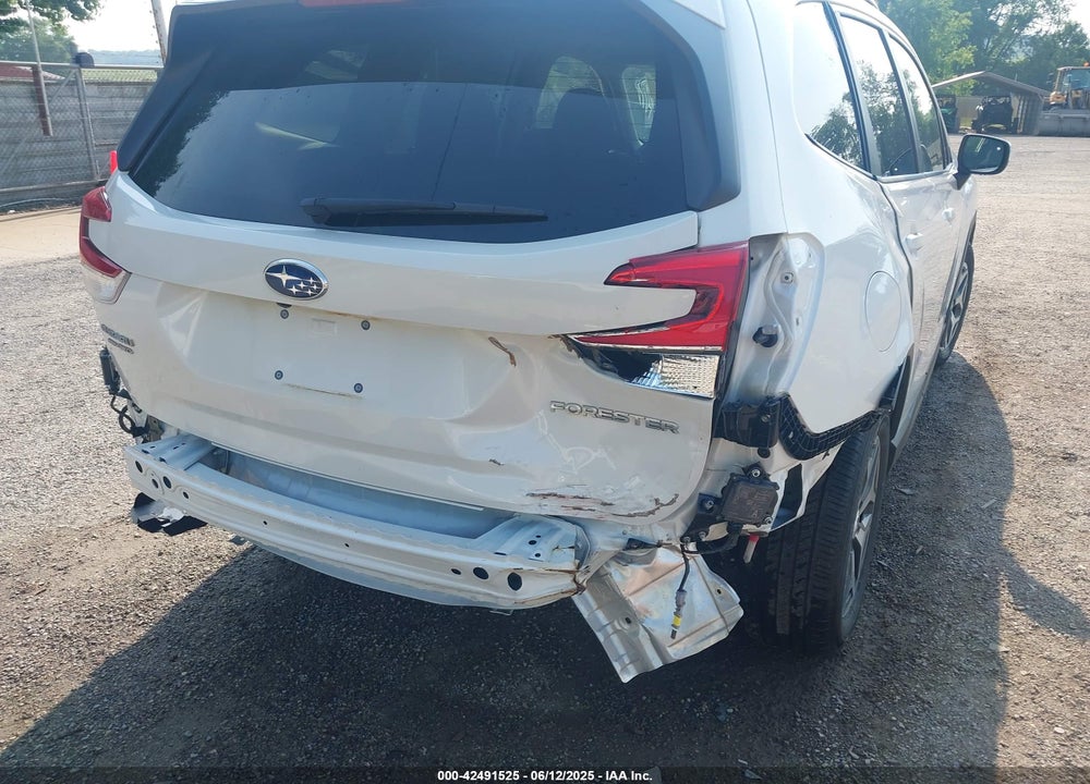 2021 SUBARU FORESTER VIN: JF2SKAJC9MH496376