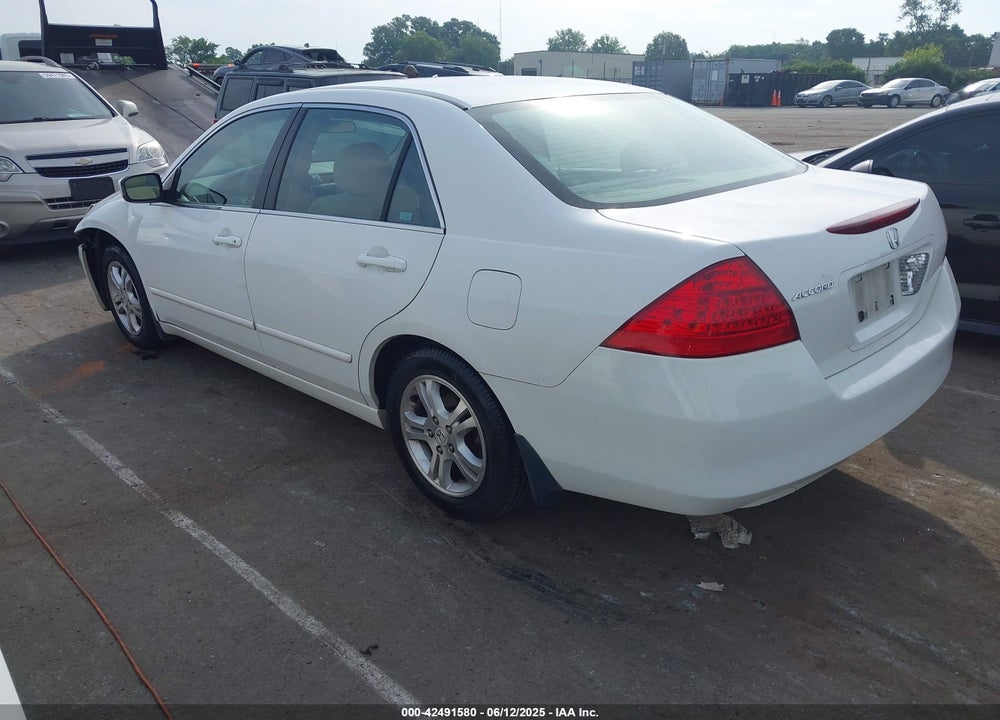 2007 HONDA ACCORD VIN: 1HGCM56317A031702
