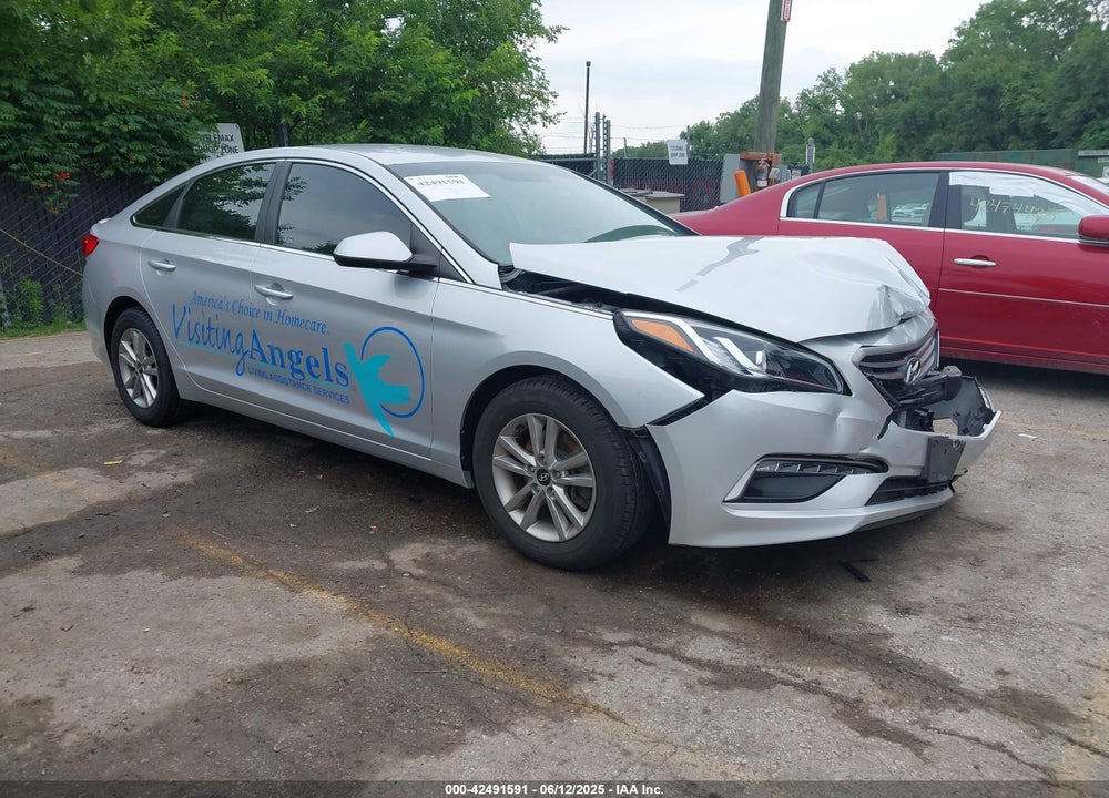 2015 HYUNDAI SONATA SE VIN: 5NPE24AF4FH170271
