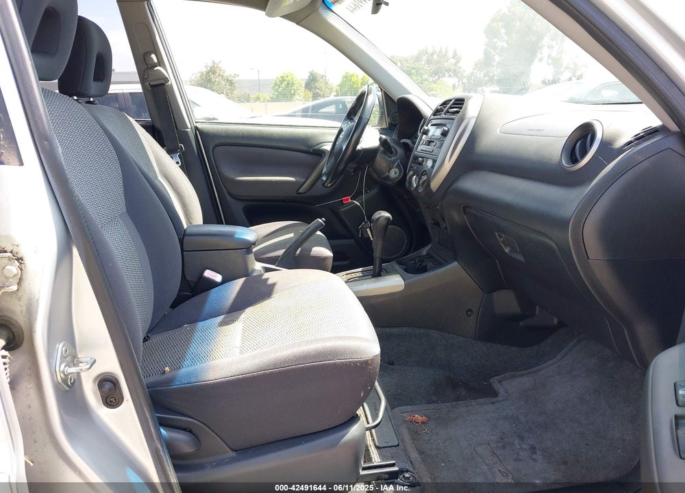 2004 TOYOTA RAV4 VIN: JTEGD20V540014990
