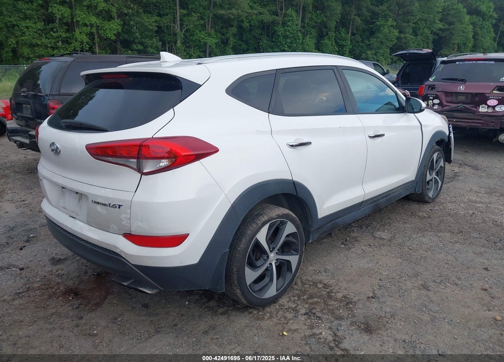 2016 HYUNDAI TUCSON VIN: KM8J33A25GU157339