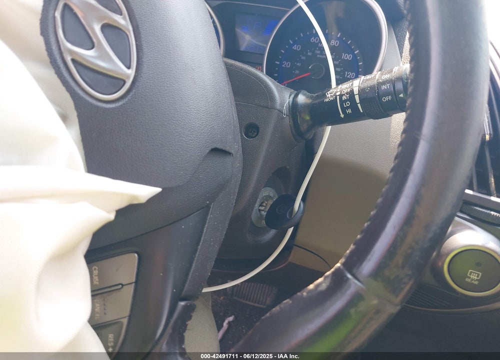 2015 HYUNDAI TUCSON VIN: KM8JUCAG9FU088260