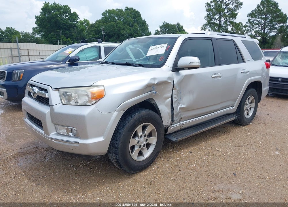2011 TOYOTA 4RUNNER SR5 V6 VIN: JTEZU5JR4B5015737