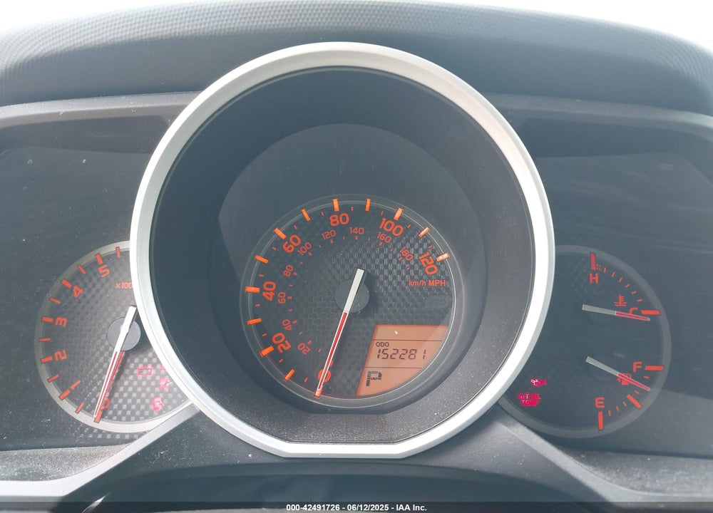 2011 TOYOTA 4RUNNER SR5 V6 VIN: JTEZU5JR4B5015737