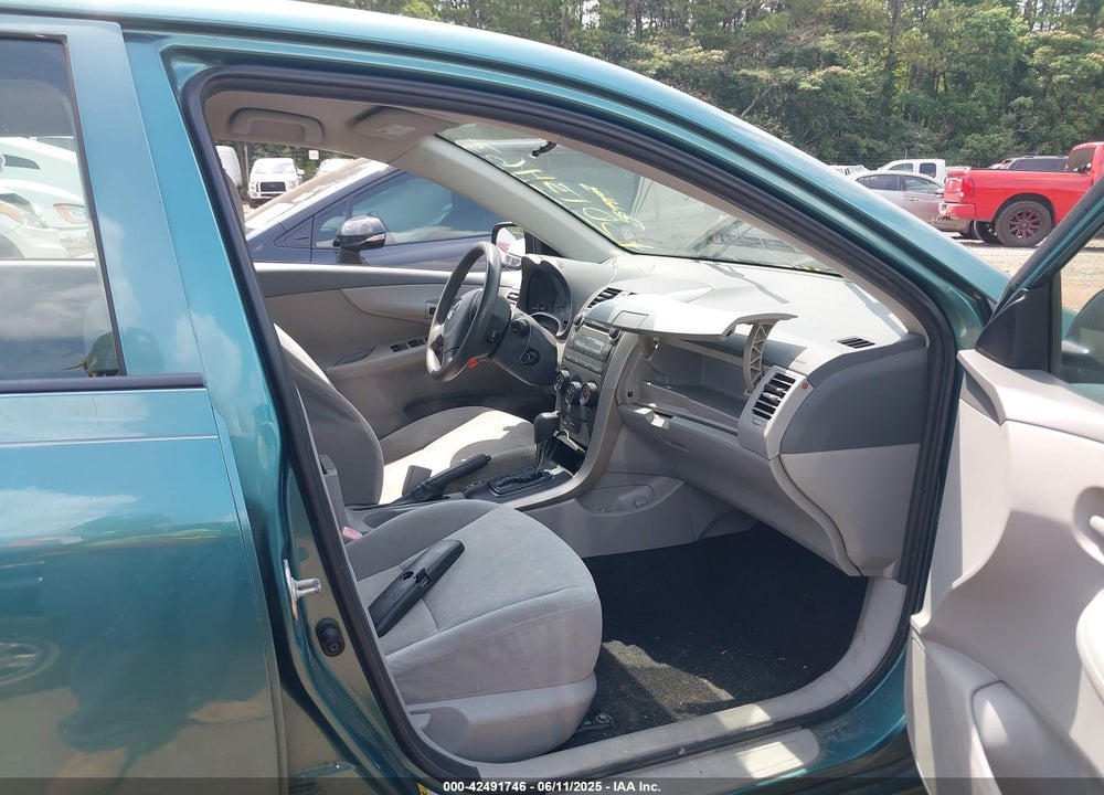 2009 TOYOTA COROLLA LE VIN: JTDBL40E99J006101