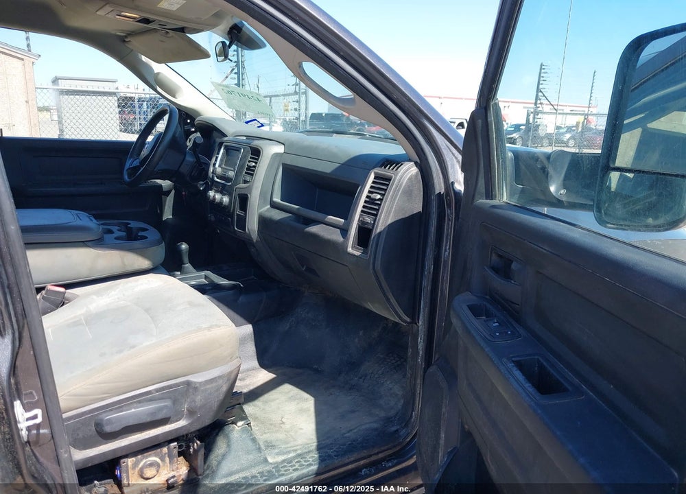 2018 RAM 2500 VIN: 3C6UR5HL8JG283609