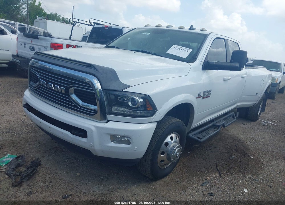 2018 RAM 3500 LAIE  4X4 8' BOX VIN: 3C63RRJL1JG155032