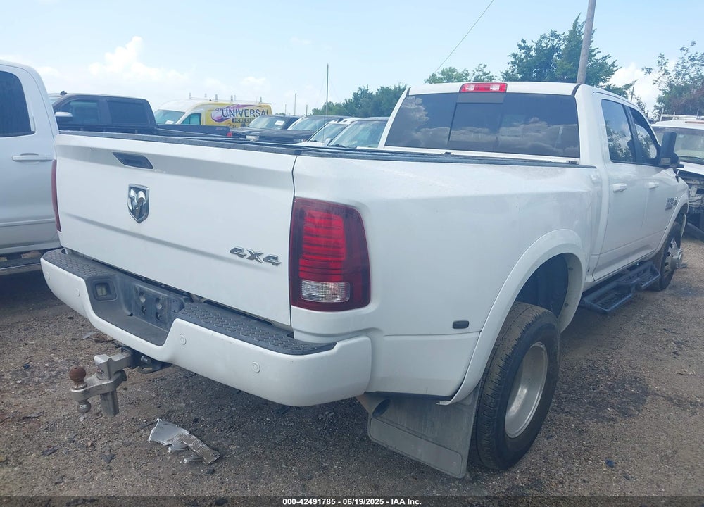 2018 RAM 3500 LAIE  4X4 8' BOX VIN: 3C63RRJL1JG155032