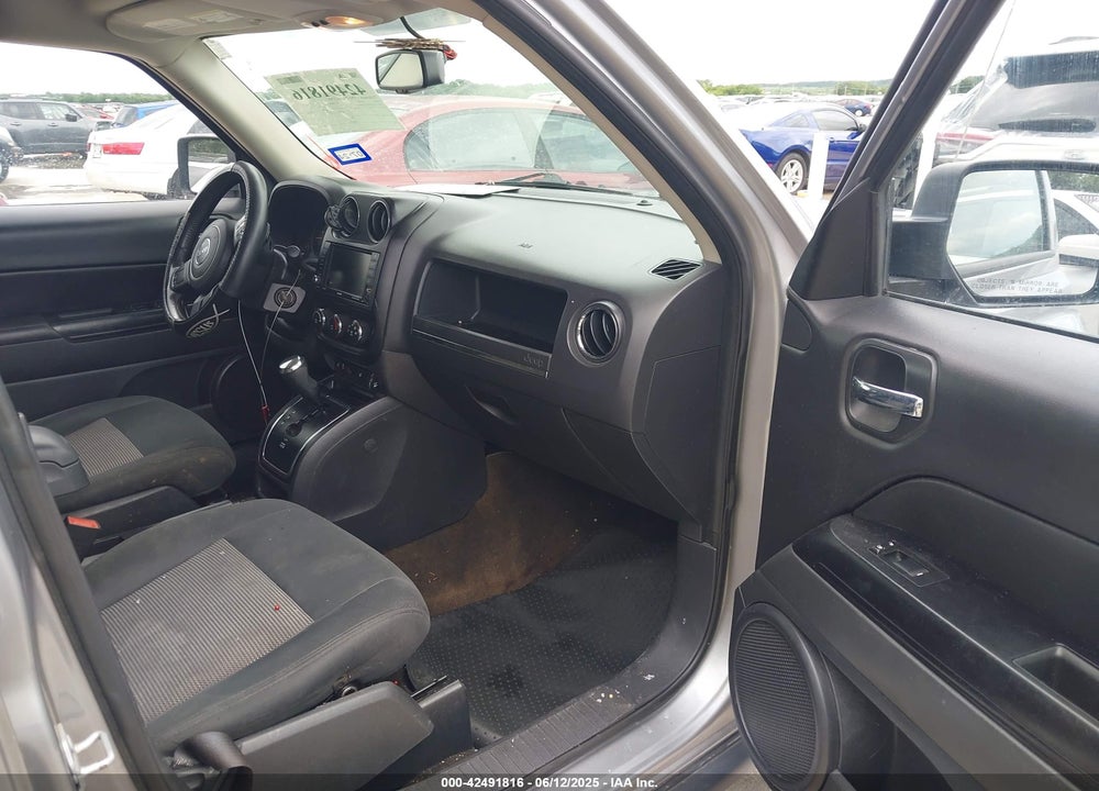 2016 JEEP PATRIOT LATITUDE VIN: 1C4NJPFB7GD576918