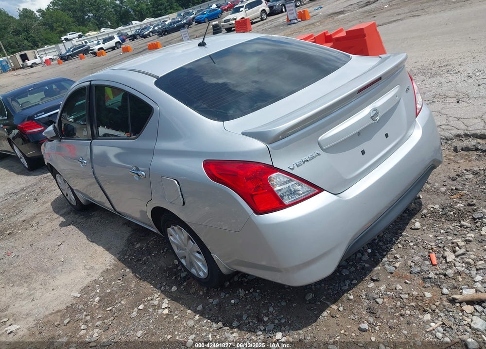 2018 NISSAN VERSA VIN: 3N1CN7APXJL871630