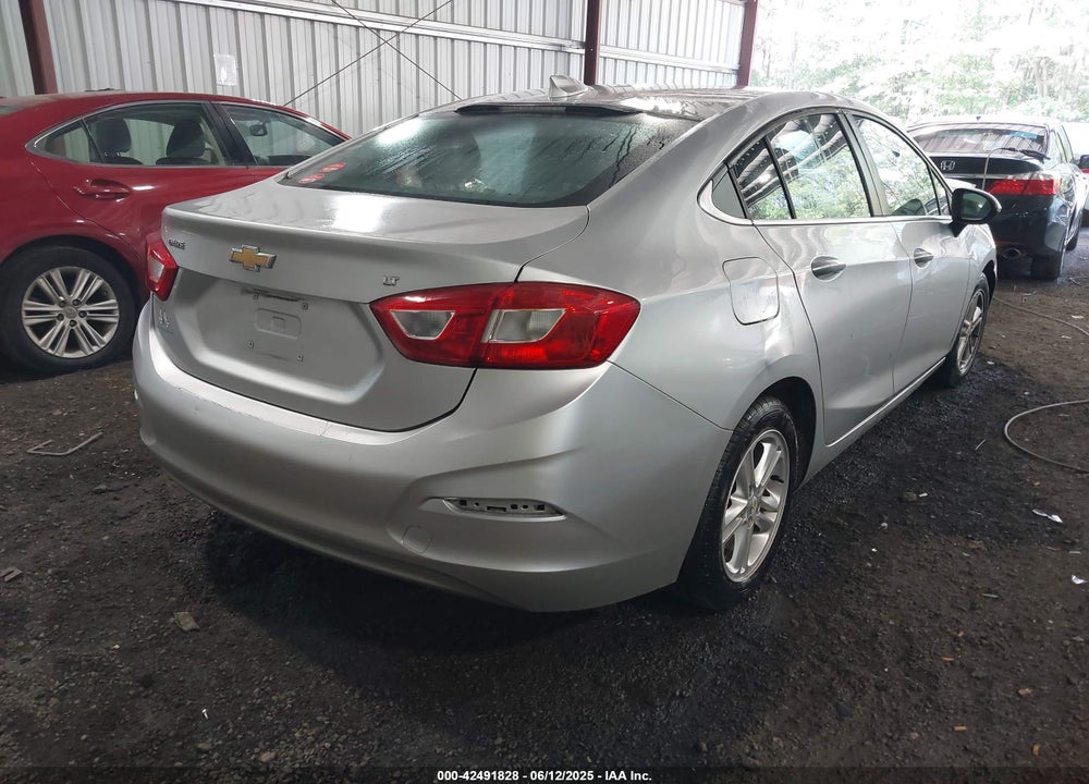 2017 CHEVROLET CRUZE LT AUTO VIN: 1G1BE5SM5H7182507