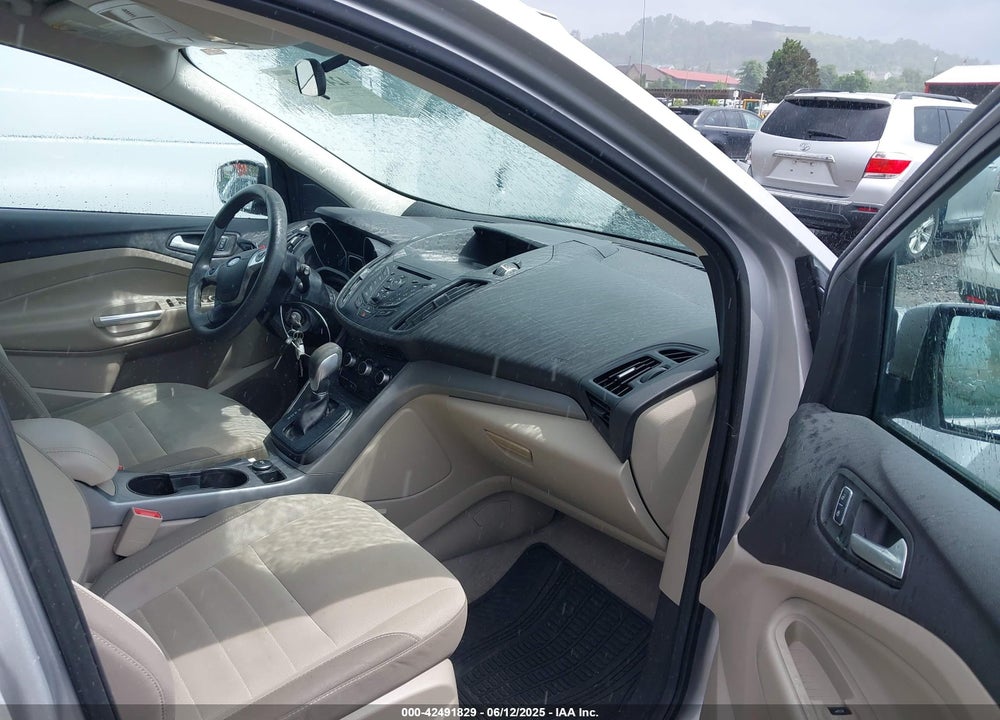 2015 FORD ESCAPE SE VIN: 1FMCU9G97FUA83241