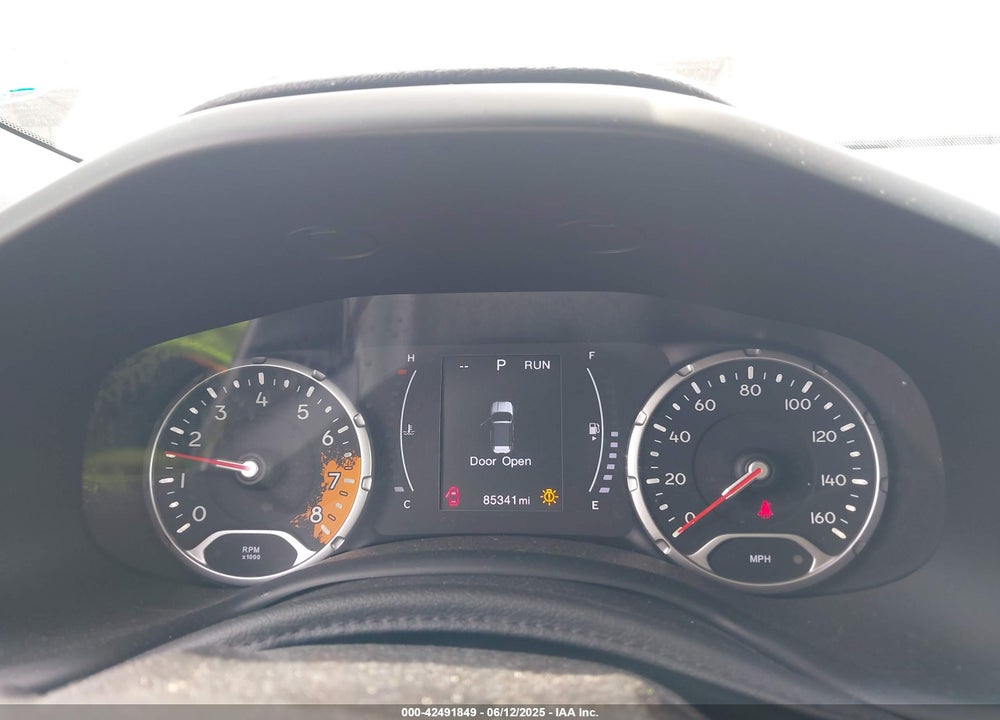 2018 JEEP RENEGADE VIN: ZACCJABB9JPJ05479